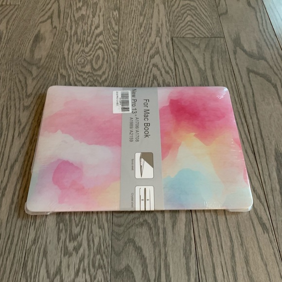 MacBook Pro 13 Case💖✨ - Picture 5 of 5